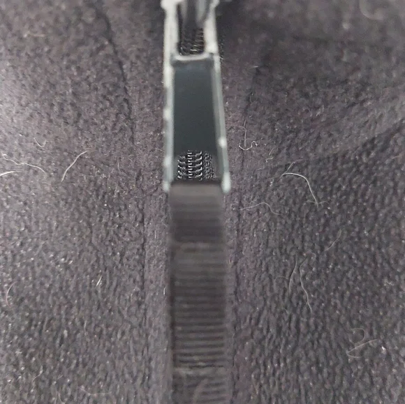 Columbia Black Zip-up, Size 1X - Picture 4 of 7